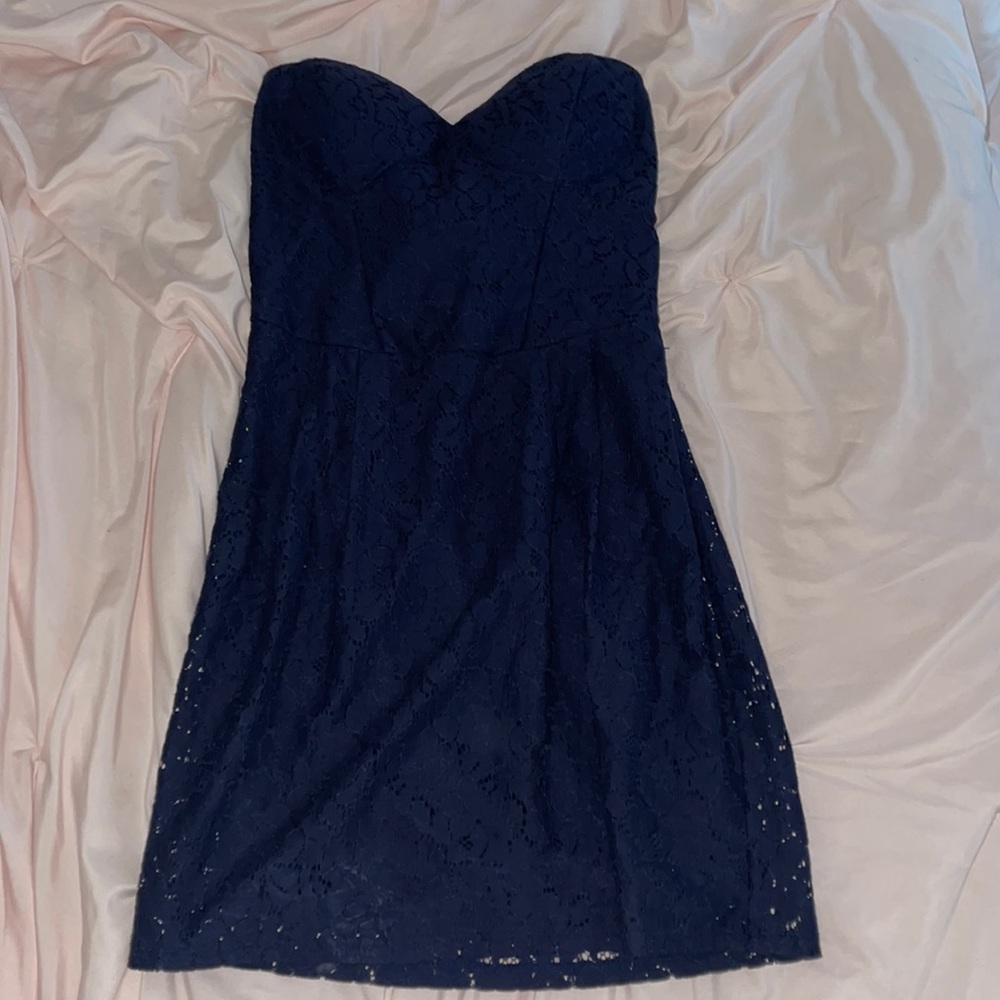 Cute navy mini dress!